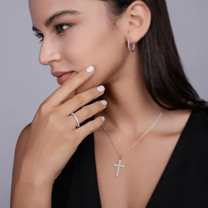 Dainty Ring HALO